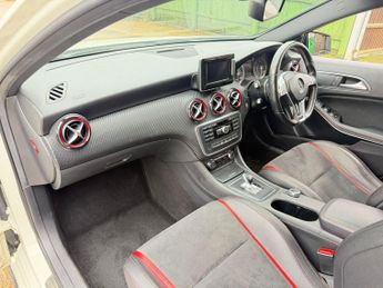 Mercedes-Benz A Class 2.0 A45 AMG SpdS DCT 4MATIC Euro 6 (s/s) 5dr