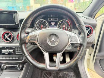 Mercedes-Benz A Class 2.0 A45 AMG SpdS DCT 4MATIC Euro 6 (s/s) 5dr
