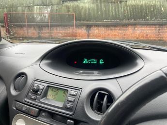 Toyota Yaris 1.3 VVT-i T Spirit 5dr