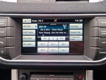 Land Rover Range Rover Evoque 2.2 SD4 Dynamic Auto 4WD Euro 5 (s/s) 5dr