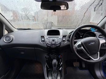 Ford Fiesta 1.0T EcoBoost Zetec Powershift Euro 5 5dr