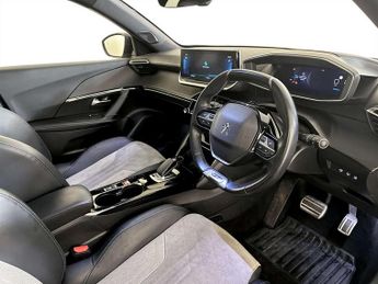 Peugeot E-2008 50kWh GT SUV 5dr Electric Auto (136 ps)