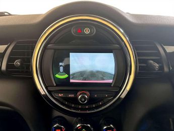 MINI Electric Hatch Cooper SE 32.6kWh Level 2 Hatchback 3dr Electric Auto (184 ps)