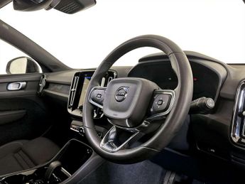 Volvo XC40 Recharge 69kWh Core SUV 5dr Electric Auto (231 ps)