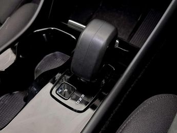 Volvo XC40 Recharge 69kWh Core SUV 5dr Electric Auto (231 ps)