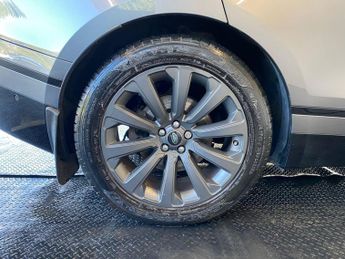 Land Rover Range Rover Velar 2.0 D240 R-Dynamic SE Auto 4WD Euro 6 (s/s) 5dr