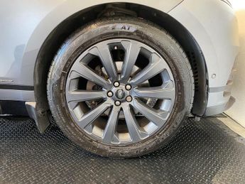 Land Rover Range Rover Velar 2.0 D240 R-Dynamic SE Auto 4WD Euro 6 (s/s) 5dr