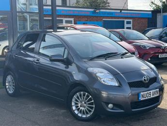 Toyota Yaris 1.33 Dual VVT-i SR Hatchback 5dr Petrol Manual Euro 4 (s/s) (101