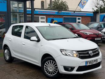 Dacia Sandero 1.2 Laureate Hatchback 5dr Petrol Manual Euro 5 (75 ps)