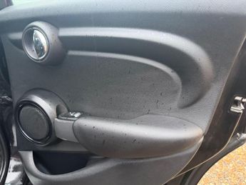 MINI Hatch 1.5 Cooper Auto Euro 6 (s/s) 5dr