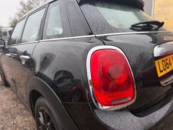 MINI Hatch 1.5 Cooper Auto Euro 6 (s/s) 5dr