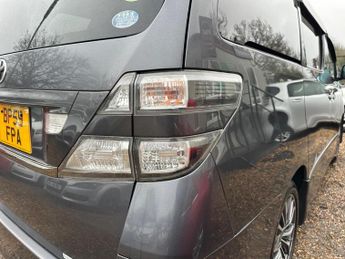 Toyota Vellfire 2010 2.4i Auto i-Vtec 16V TwinCam,7 Seat