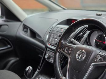 Vauxhall Zafira Tourer 2.0 CDTi SRi Euro 5 5dr