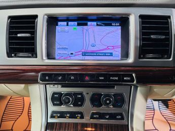 Jaguar XF 2.2d Portfolio Auto Euro 5 (s/s) 4dr