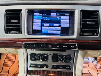 Jaguar XF 2.2d Portfolio Auto Euro 5 (s/s) 4dr