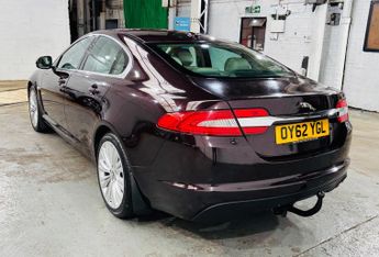 Jaguar XF 2.2d Portfolio Auto Euro 5 (s/s) 4dr