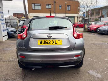 Nissan Juke 1.6 Acenta CVT Euro 5 5dr