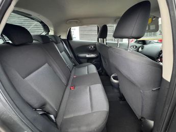 Nissan Juke 1.6 Acenta CVT Euro 5 5dr