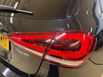 Mercedes-Benz A Class 1.5 A180d AMG Line 7G-DCT Euro 6 (s/s) 5dr