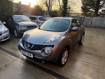 Nissan Juke 1.6 Acenta Premium CVT Euro 5 5dr