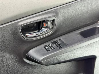 Toyota Yaris 1.33 Dual VVT-i TR Euro 5 5dr