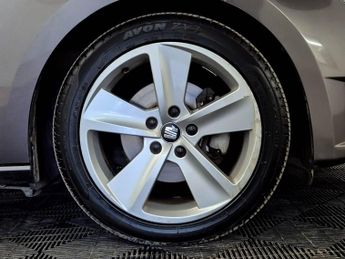 SEAT Leon 2.0 TDI CR FR Sport Tourer DSG Euro 5 (s/s) 5dr