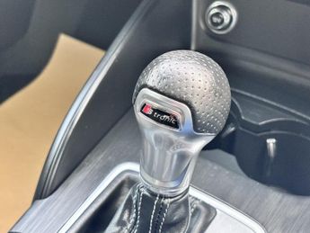 AUDI A3 1.6 TDI 30 S line