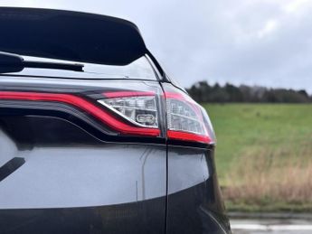 FORD EDGE 2.0 TDCi Titanium