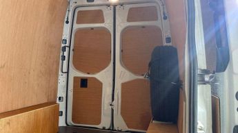 Mercedes-Benz eSprinter 55kWh Progressive Auto FWD L2 H2 5dr 20kW Charger