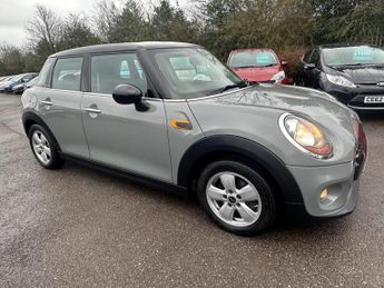 MINI Hatch 1.5 Cooper Euro 6 (s/s) 5dr
