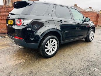 Land Rover Discovery Sport 2.0 TD4 SE Tech Auto 4WD Euro 6 (s/s) 5dr