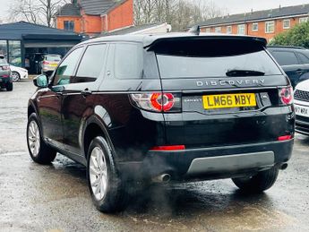 Land Rover Discovery Sport 2.0 TD4 SE Tech Auto 4WD Euro 6 (s/s) 5dr