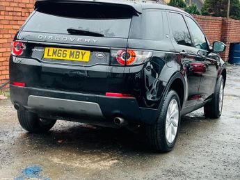 Land Rover Discovery Sport 2.0 TD4 SE Tech Auto 4WD Euro 6 (s/s) 5dr
