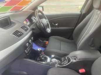 Renault Megane 1.5 dCi Dynamique TomTom Sport Tourer Euro 5 (s/s) 5dr