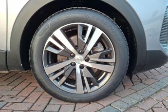 Peugeot 3008 1.6 13.2kWh Allure Premium SUV 5dr Petrol Plug-in Hybrid e-EAT E