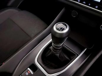 Nissan Qashqai 1.3 DIG-T MHEV N-Connecta SUV 5dr Petrol Hybrid Manual Euro 6 (s