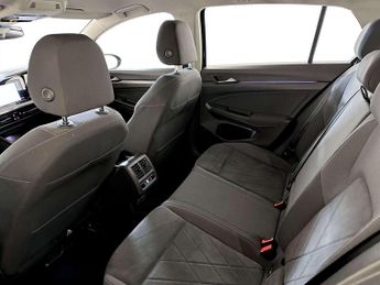 Volkswagen Golf 1.5 eTSI MHEV Style Hatchback 5dr Petrol Hybrid DSG Euro 6 (s/s)