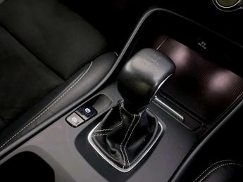 Volvo XC40 1.5 T3 R-Design SUV 5dr Petrol Manual Euro 6 (s/s) (156 ps)