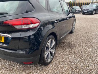 Renault Scenic 1.5 dCi Dynamique Nav EDC Euro 6 (s/s) 5dr