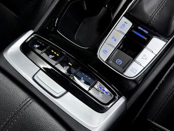 Hyundai TUCSONix35 TUCSON ULTIMATE 150PS DCT 48V 22