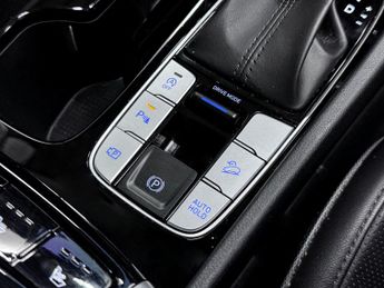 Hyundai TUCSONix35 TUCSON ULTIMATE 150PS DCT 48V 22