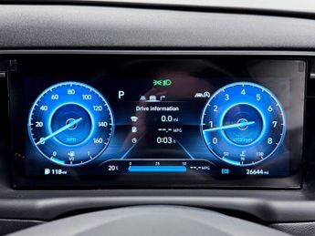Hyundai TUCSONix35 TUCSON ULTIMATE 150PS DCT 48V 22