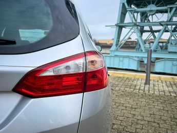 Ford Focus 1.6 Titanium Powershift Euro 5 5dr