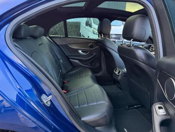 Mercedes-Benz C Class 2.1 C220d AMG Line (Premium) 7G-Tronic+ Euro 6 (s/s) 4dr