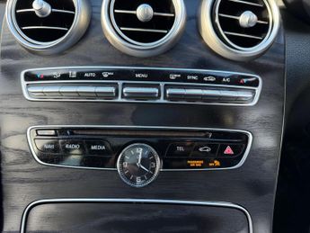 Mercedes-Benz C Class 2.1 C220d AMG Line (Premium) 7G-Tronic+ Euro 6 (s/s) 4dr