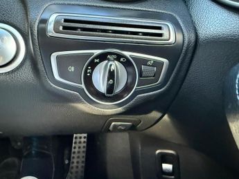 Mercedes-Benz C Class 2.1 C220d AMG Line (Premium) 7G-Tronic+ Euro 6 (s/s) 4dr