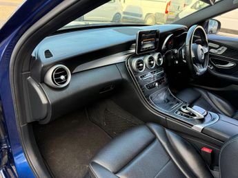 Mercedes-Benz C Class 2.1 C220d AMG Line (Premium) 7G-Tronic+ Euro 6 (s/s) 4dr