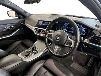BMW 3 Series 2.0 330e 12kWh M Sport Saloon 4dr Petrol Plug-in Hybrid Auto Eur