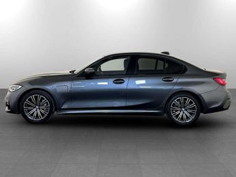 BMW 3 Series 2.0 330e 12kWh M Sport Saloon 4dr Petrol Plug-in Hybrid Auto Eur