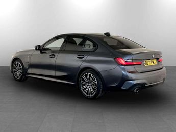 BMW 3 Series 2.0 330e 12kWh M Sport Saloon 4dr Petrol Plug-in Hybrid Auto Eur